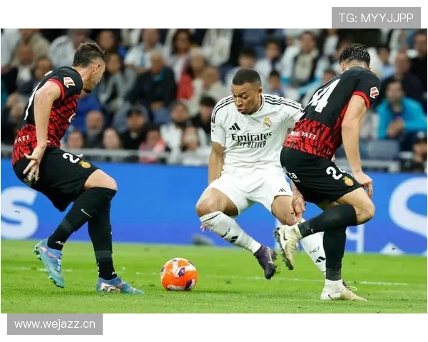 皇马中场失控问题加剧,进攻火力难掩整体稳定性承压 皇马中场失控问题加剧,进攻火力难掩整体稳定性承压