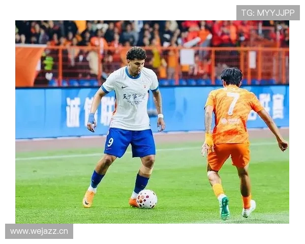 山东泰山中场失控，节奏紊乱致问题集中暴露